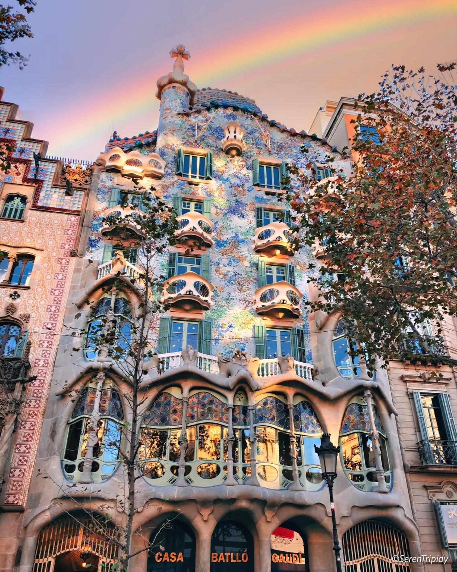 Rooms In Spacious Apartment In City Center Barcelona Exterior foto